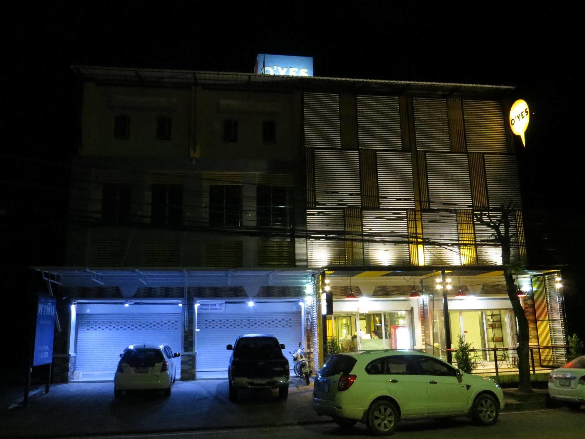 Oyes Hostel Krabi Exterior photo